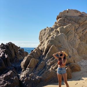 Meet your Posher, Tabitha